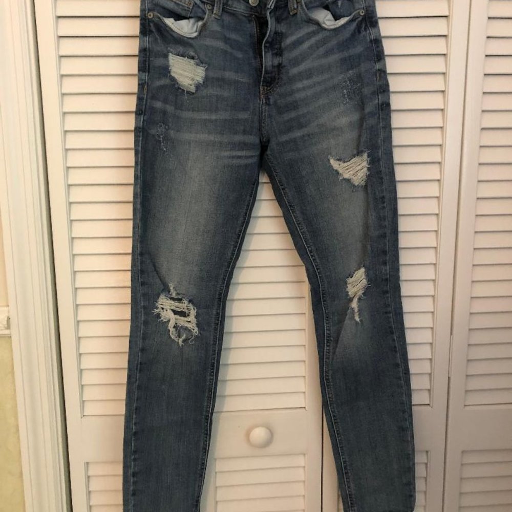 Cute ripped jeans
